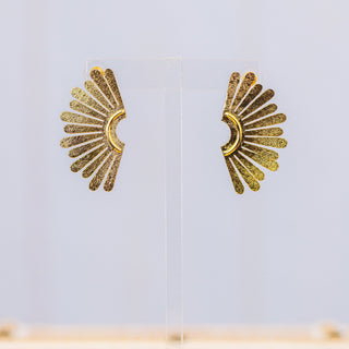 Maxi Half-Sun Golden Stud Earrings - Boutique Bella BellaEARRINGS