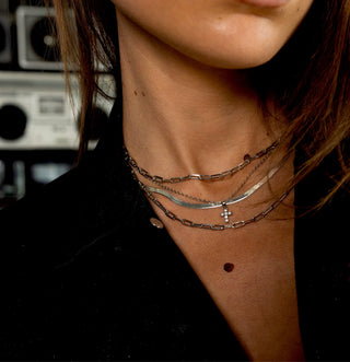 Mini Cross Necklace - Boutique Bella BellaNecklace
