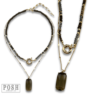 Necklace with large glass pendant - LC - Boutique Bella BellaNecklaces