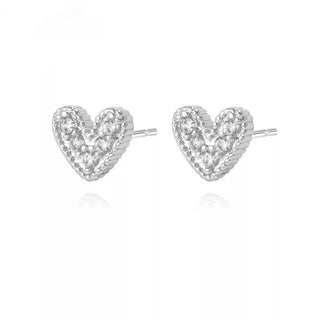Nia Pave Heart Studs - Boutique Bella Bella