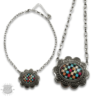Oval checkerboard pendant necklace - Boutique Bella BellaNecklaces