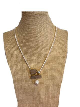 Pearl Cluster Necklace - Boutique Bella BellaNecklace