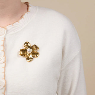 Pearl Core Flower Timeless Brooch - Boutique Bella BellaBrooch