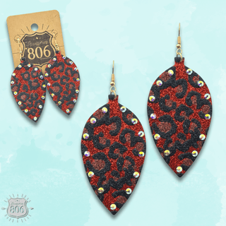 Petal shaped earring with rhinestones last call - Boutique Bella BellaEarrings
