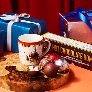 Hot Chocolate Bombs Set Of 6 2 Flavors White Red Swirl Design Caramel Fudge Brownie Candy Chocolates