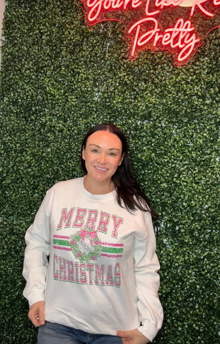 Pinkmas Wreath Sweatshirt - Boutique Bella BellaChristmas sweatshirt