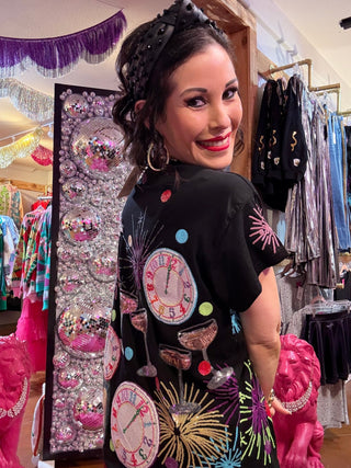 QOS Black NYE Icon Tee - Boutique Bella BellaQueen of Sparkles