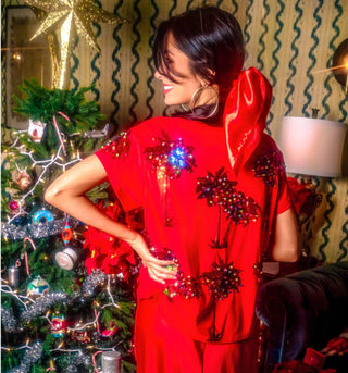 Queen of Sparkles - Red Multi Christmas Light Palm Tree Tee - Boutique Bella Bella