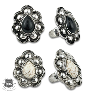 Scalloped stone teardrop stretch ring