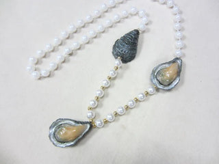 Raw Oyster on Shell Trio on a Pearl White Specialty Beads - Boutique Bella BellaMardi gras beads