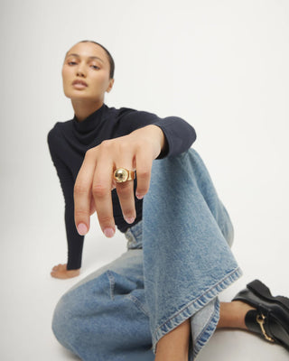Ring with sphere shape Gold - Boutique Bella BellaRing