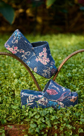 ROSALIND - BLUEMULTI RHINESTONE PLATFORM SANDAL - Boutique Bella BellaSandal