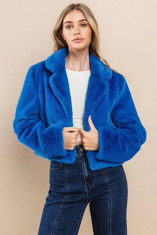 Royal Majesty Cropped Faux Fur - Boutique Bella BellaCoat