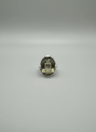 SER DESLUMBRANTE - Silver Ring with Large Oval Grey Faceted Crystal - Boutique Bella BellaUno De 50 - Ring
