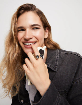 Ser Sin Complejos - Ring with black crystal - Boutique Bella BellaRing