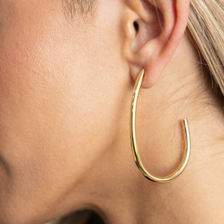 Serena Gold Hoop - Boutique Bella Bella