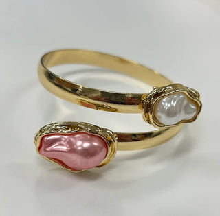 Serenity Shell Bangle - Boutique Bella BellaBangles