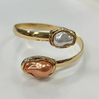 Serenity Shell Bangle - Boutique Bella BellaBangles
