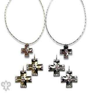 Shiny square cross necklace with Austrian crystals - Boutique Bella BellaNecklaces