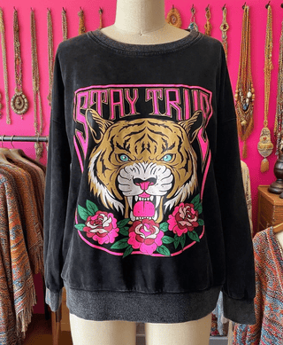 STAY TRUE Tiger Floral Print Vintage Sweatshirt - Boutique Bella BellaSweatshirt