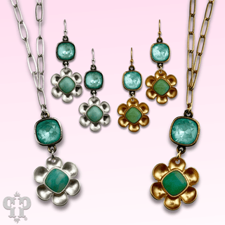 Stone center flower earring with Austrian crystal - Boutique Bella BellaEarrings