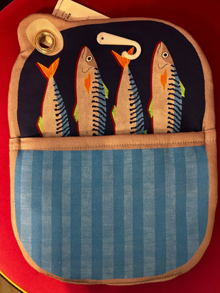 Tasty Tin Pocket Mitt - Boutique Bella BellaKitchen Mitt
