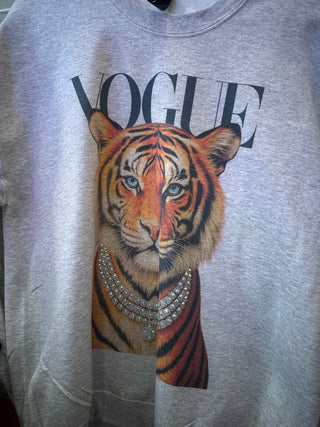 The Classy Vogue Tiger Sweatshirt - Boutique Bella BellaSweatshirt