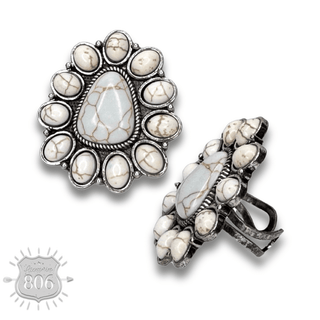 Triangle stone flower ring - LC - Boutique Bella BellaRings