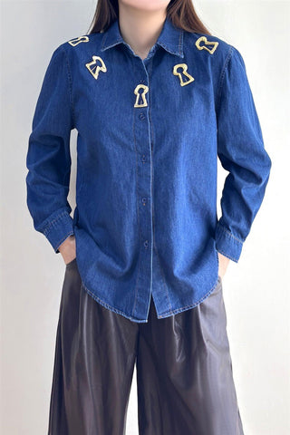 Unlocked Denim Blouse - Boutique Bella BellaBlouse