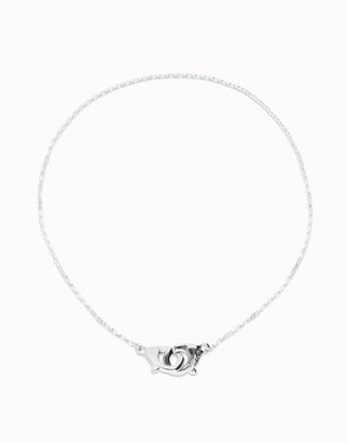 Uno De 50 Necklace with intertwined carabiner detail Silver - Boutique Bella BellaUno de 50 - Necklace