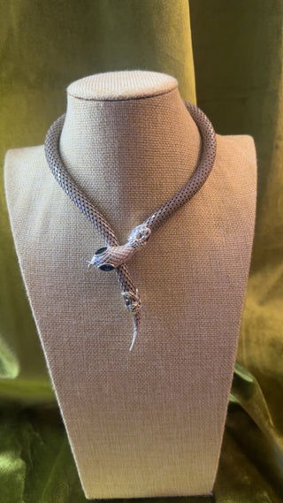 Vintage Venom Choker - Gray - Boutique Bella BellaChoker