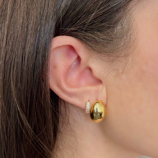 Viola Cz Huggies - Boutique Bella BellaEarrings