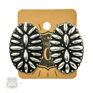 Western carved look post earring - Boutique Bella BellaEarrings