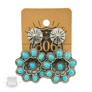 Western flower shape earring on post - Boutique Bella BellaEarrings