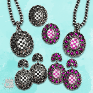 Western oval rhinestone pendant on burnished silver bead necklace - Boutique Bella BellaNecklaces