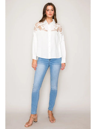 White Structured Eyelet Blouse - Boutique Bella Bellablouse