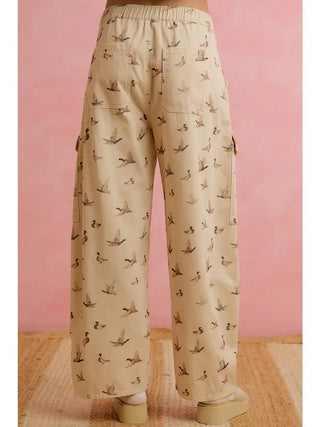 Winging It Cargo Barrel Pants - Boutique Bella BellaPants