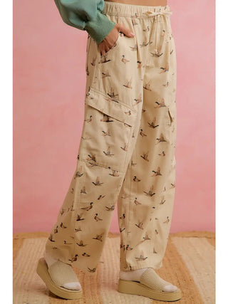 Winging It Cargo Barrel Pants - Boutique Bella BellaPants