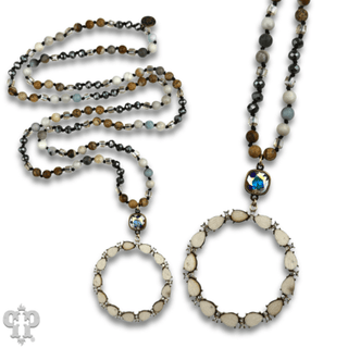 Wood teardrop and rhinestone circle pendant necklace - Boutique Bella BellaNecklaces